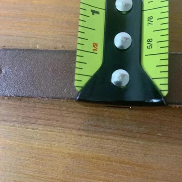 Thin 100% leather belt  w white stitching and blue beads - Picture 7 of 7